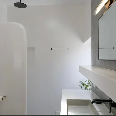 Casa Del Aljibe - La Casa Villa Mácher