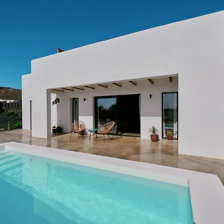 Casa Del Aljibe - La Casa Villa Mácher